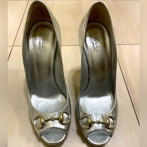 Gucci silver heels size 38.5